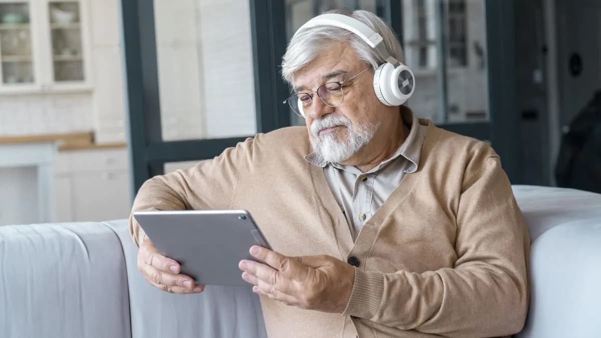 Tecnologia para idosos: guia completo de segurança e rotina em casa