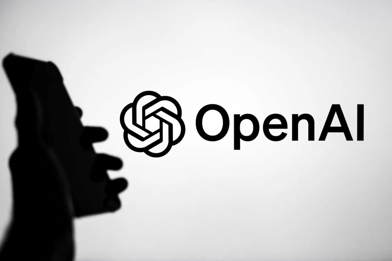 OpenAI e Jony Ive: 7 detalhes do gadget rosquinha em 2027